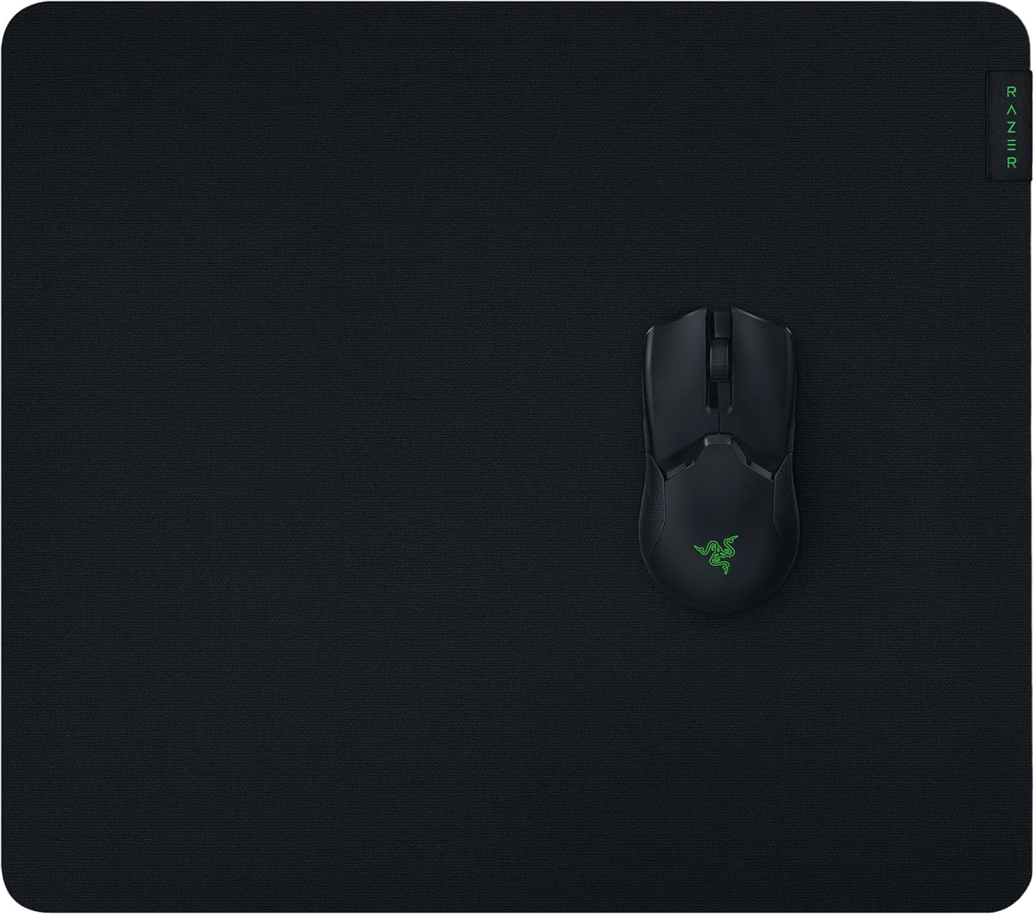 Razer Gigantus V2 - Soft Gaming Mouse Mat for Speed and Control (Non-Slip Rubber, Textured Micro-Weave Cloth) Black — thumbnail 9 of 9